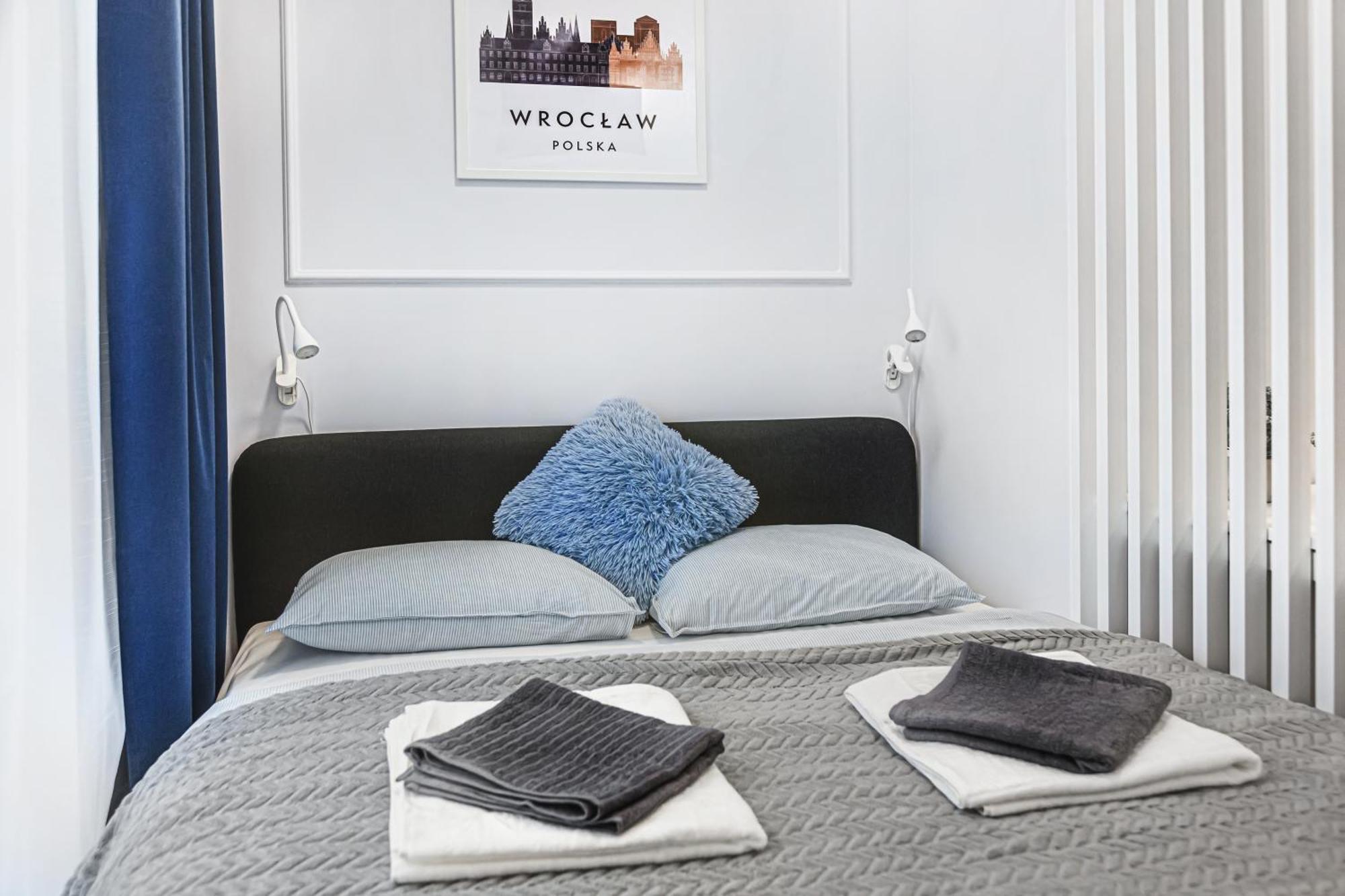 Stylowe Apartamenty W Centrum วรอตซวาฟ ภายนอก รูปภาพ