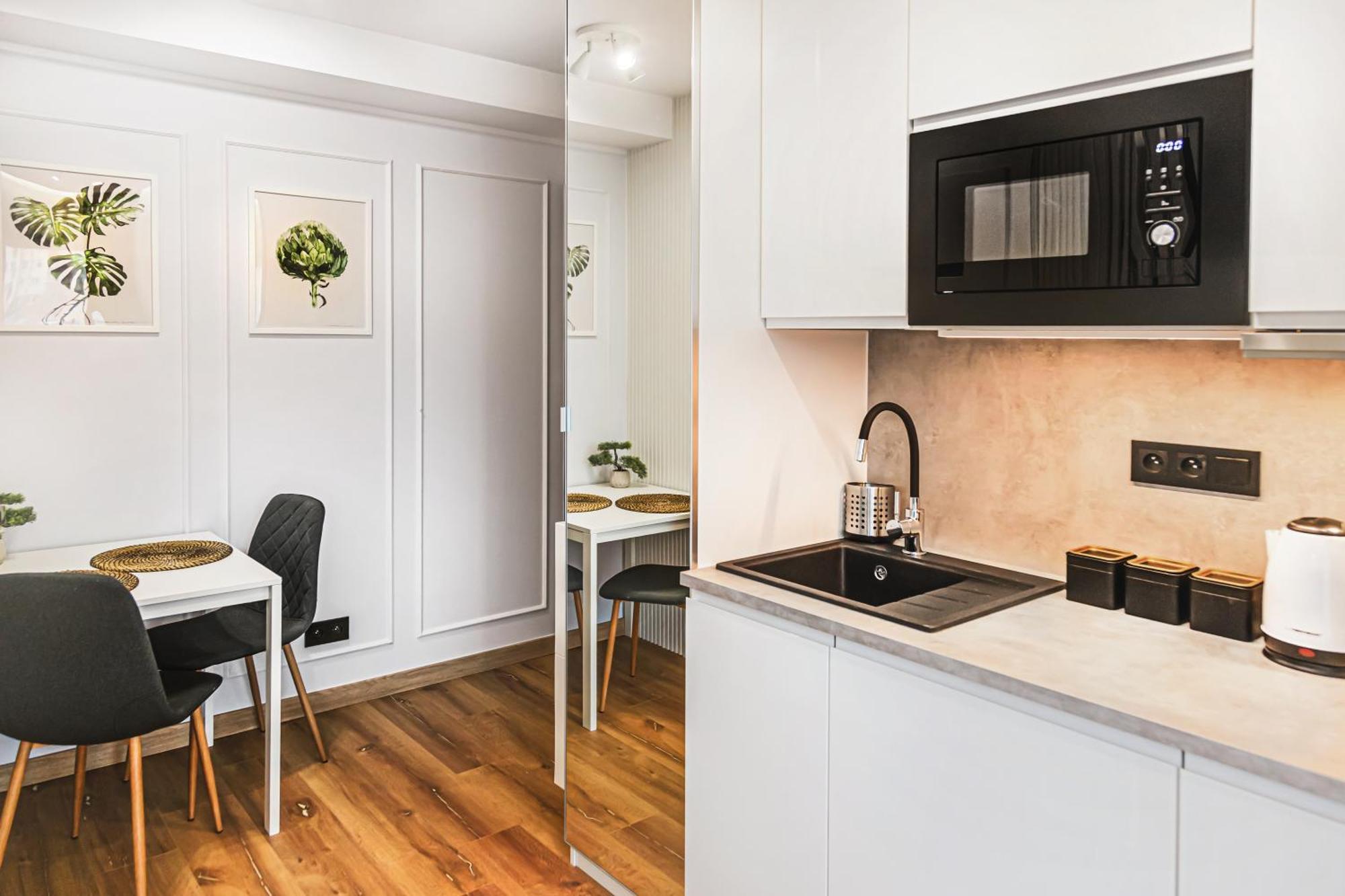 Stylowe Apartamenty W Centrum วรอตซวาฟ ภายนอก รูปภาพ