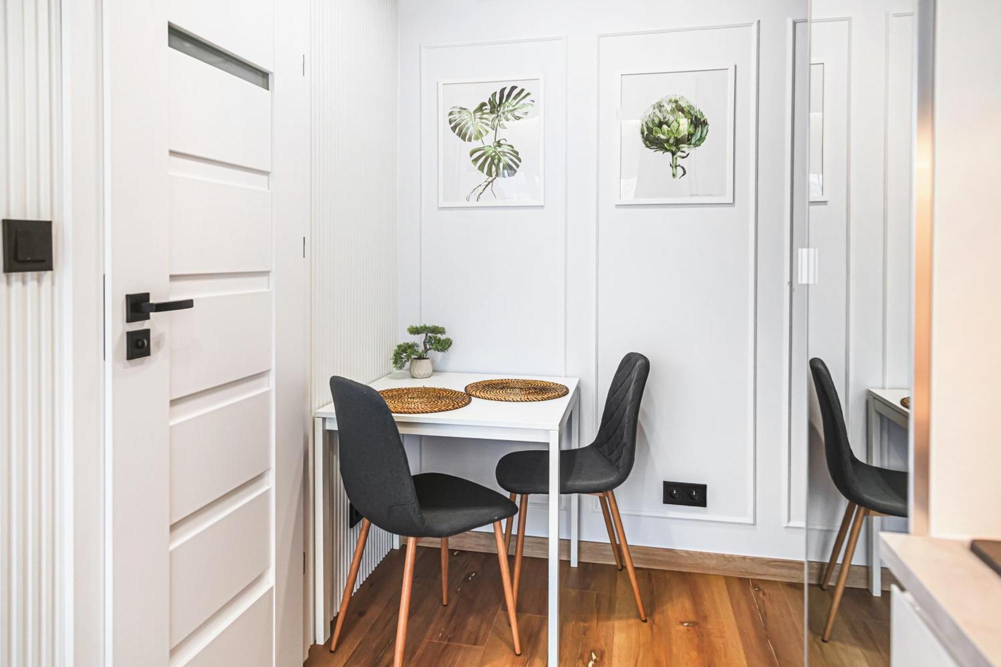 Stylowe Apartamenty W Centrum วรอตซวาฟ ภายนอก รูปภาพ