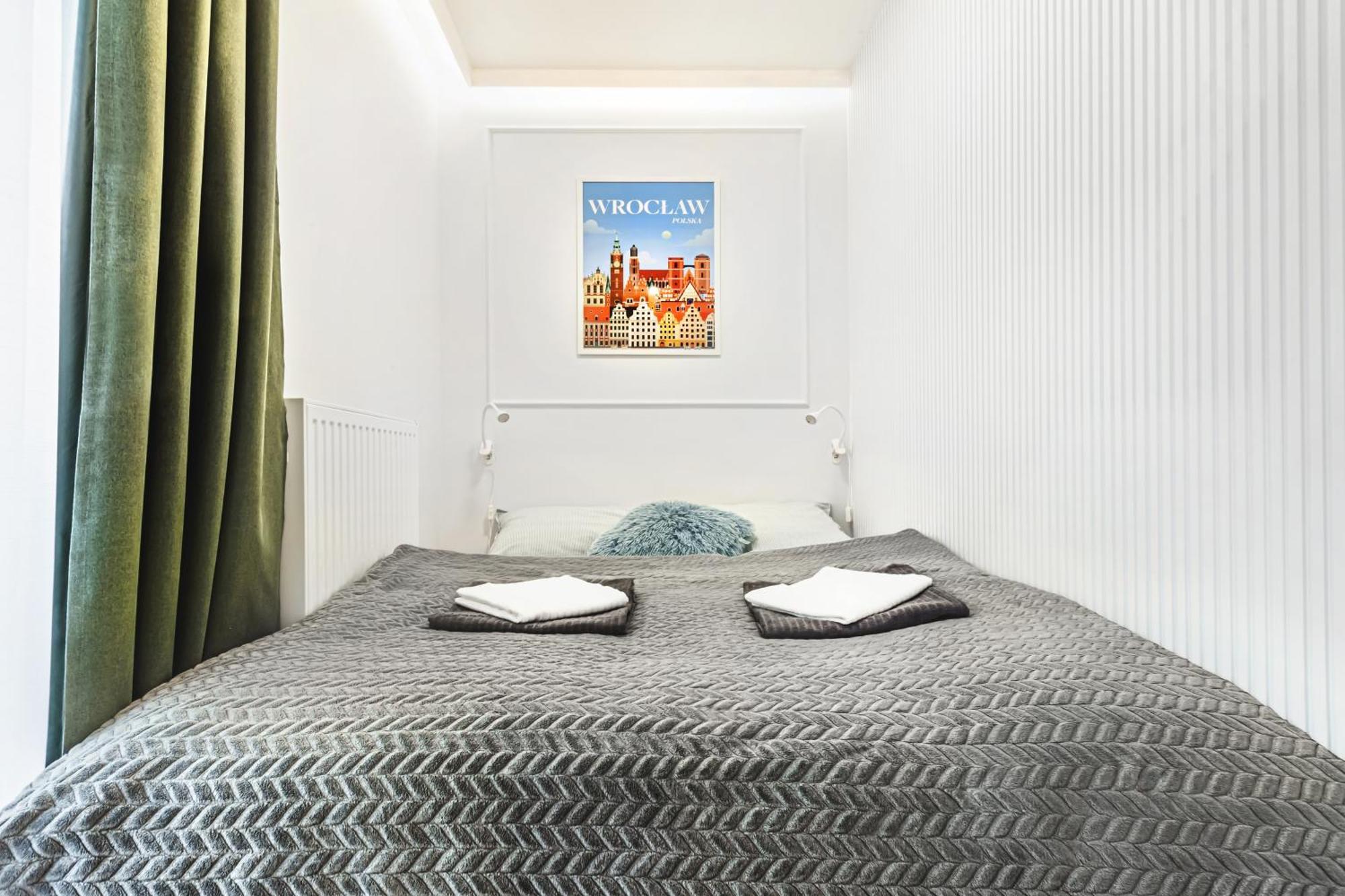 Stylowe Apartamenty W Centrum วรอตซวาฟ ภายนอก รูปภาพ
