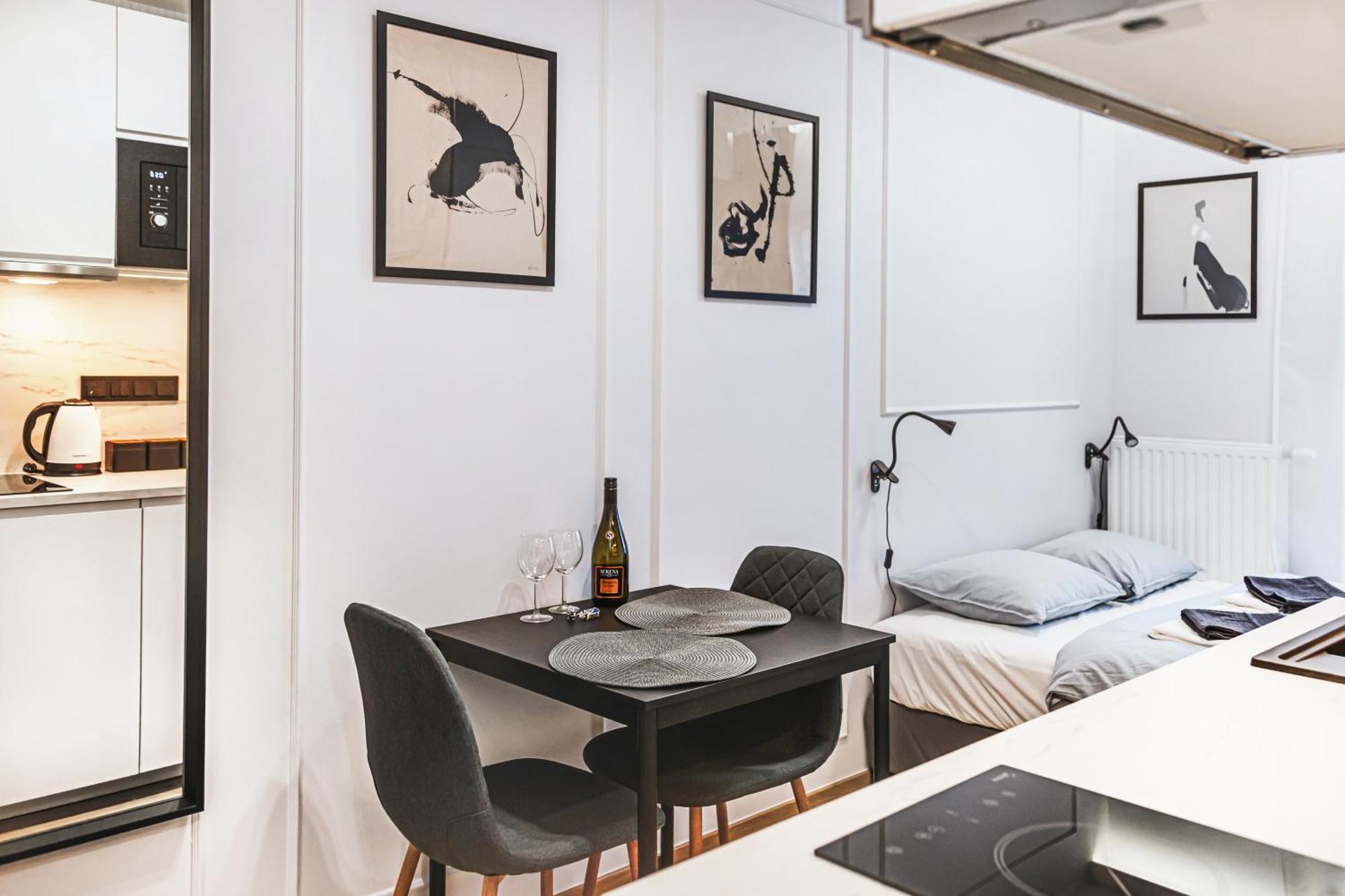 Stylowe Apartamenty W Centrum วรอตซวาฟ ภายนอก รูปภาพ