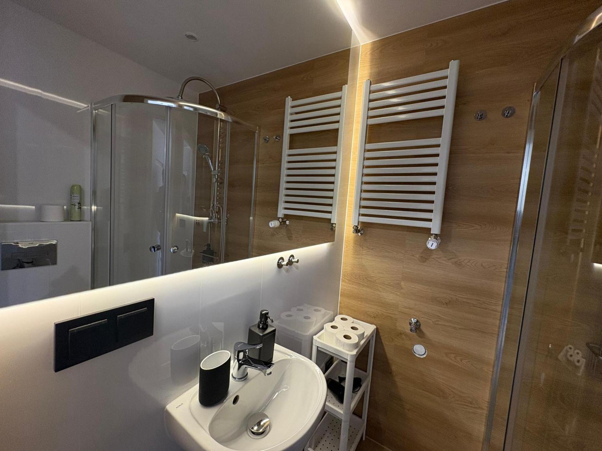 Stylowe Apartamenty W Centrum วรอตซวาฟ ภายนอก รูปภาพ