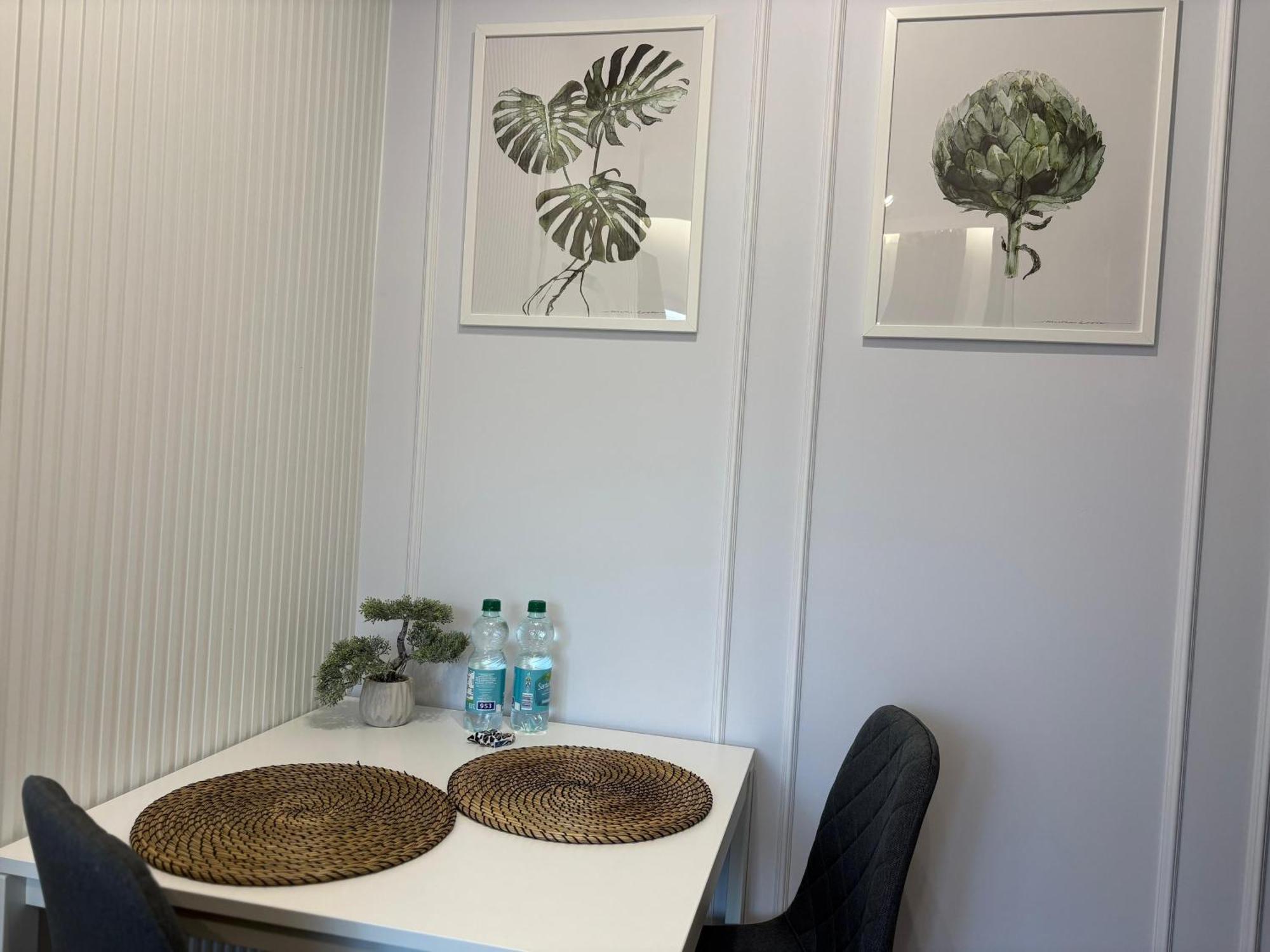 Stylowe Apartamenty W Centrum วรอตซวาฟ ภายนอก รูปภาพ
